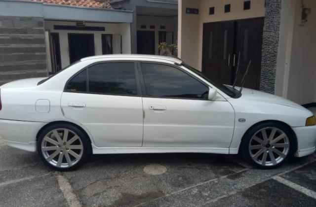 Harga Mobil Bekas Mitsubishi Lancer Evo 4 Tahun 2000
