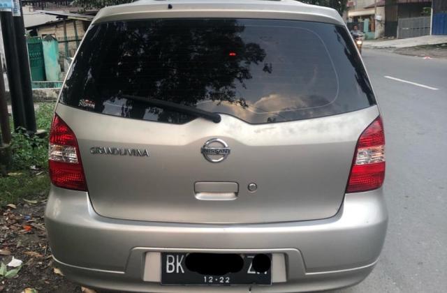 Dijual Mobil Nissan Murah 