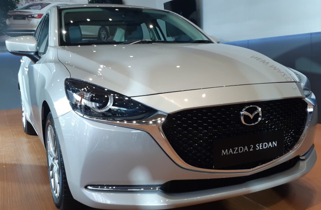 Harga Mobil Baru Mazda 2
