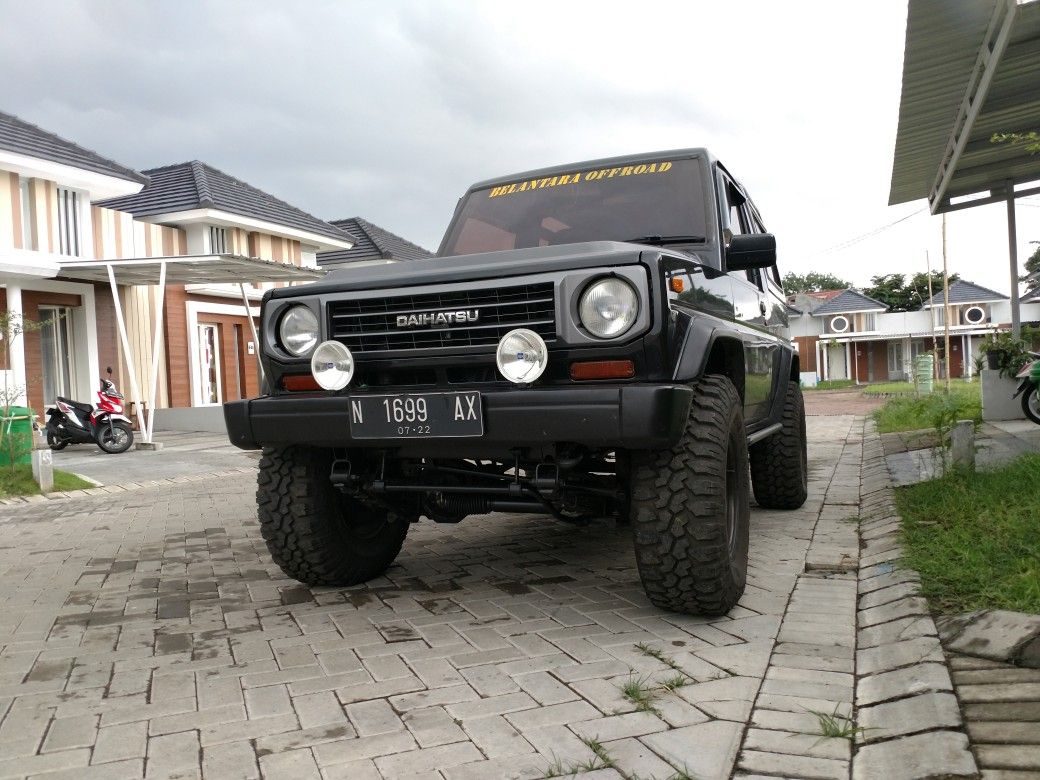 Modifikasi Daihatsu Rocky 