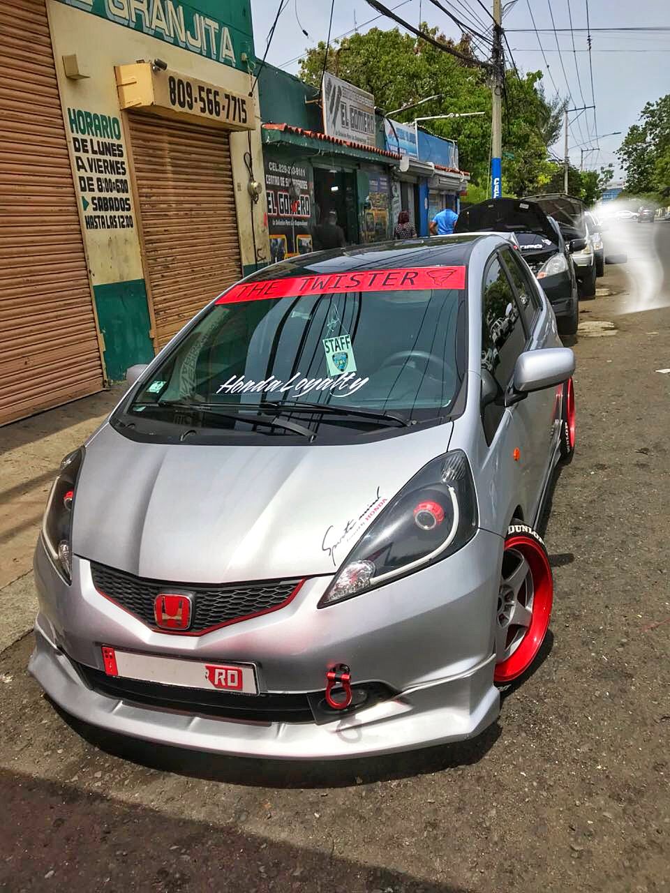 Modifikasi Honda Jazz Vtec 2008 