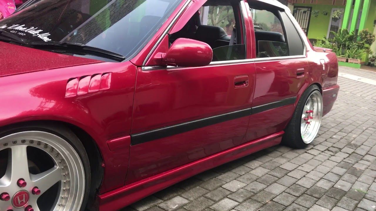 Sedan Honda Accord Modif 