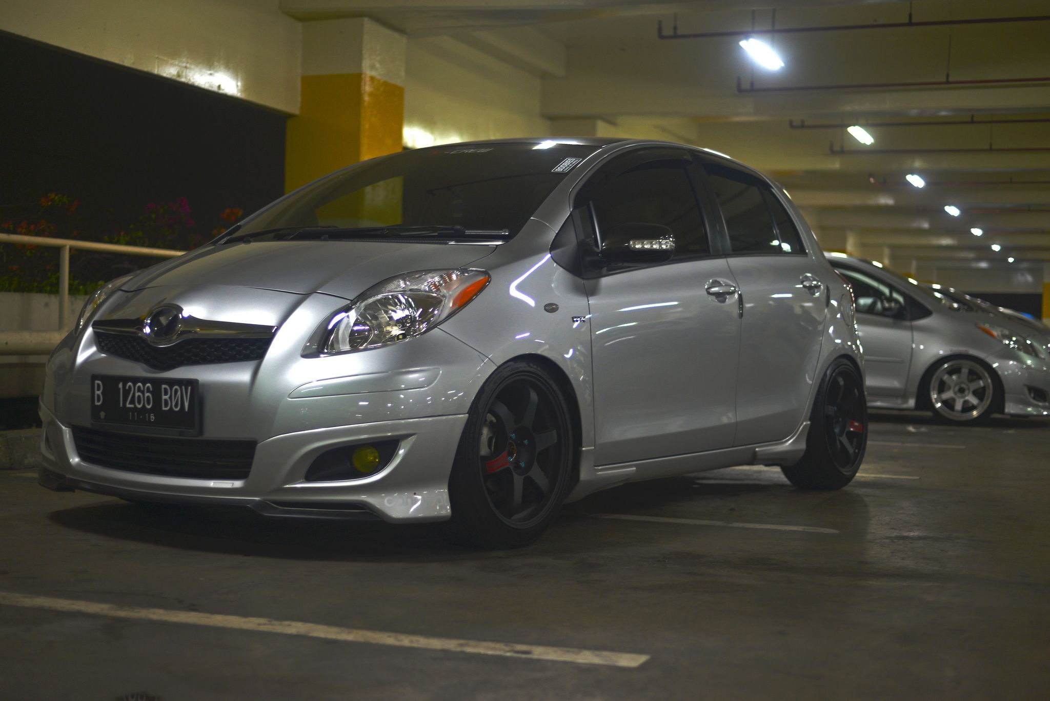 Modif Mobil Yaris Bakpao
