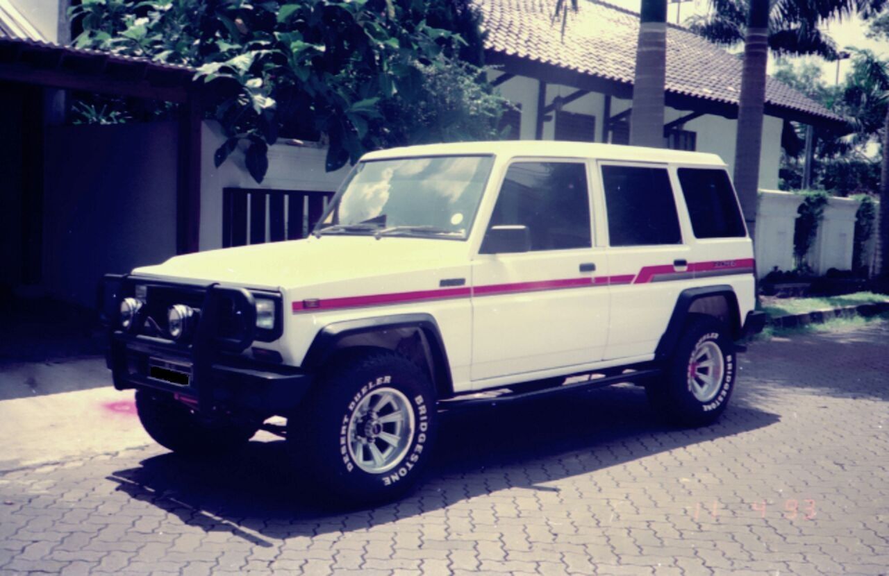 Modif Mobil Taft 4x4
