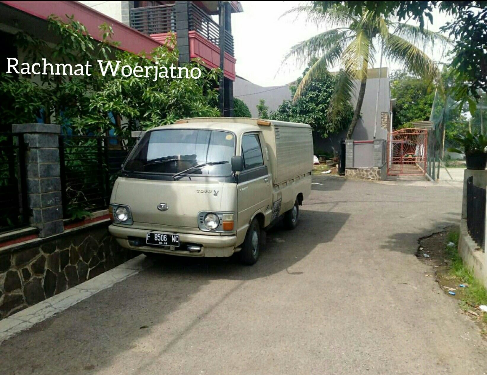 Modif Toyota Hiace Pick Up
