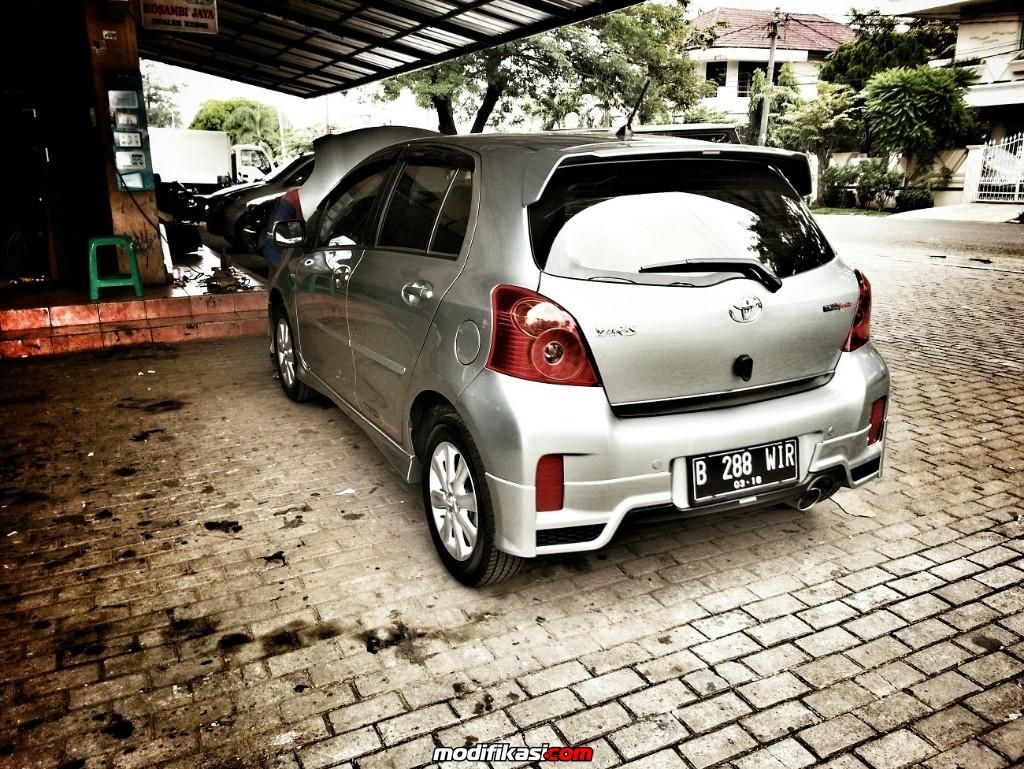 Modif Mobil Yaris 2012
