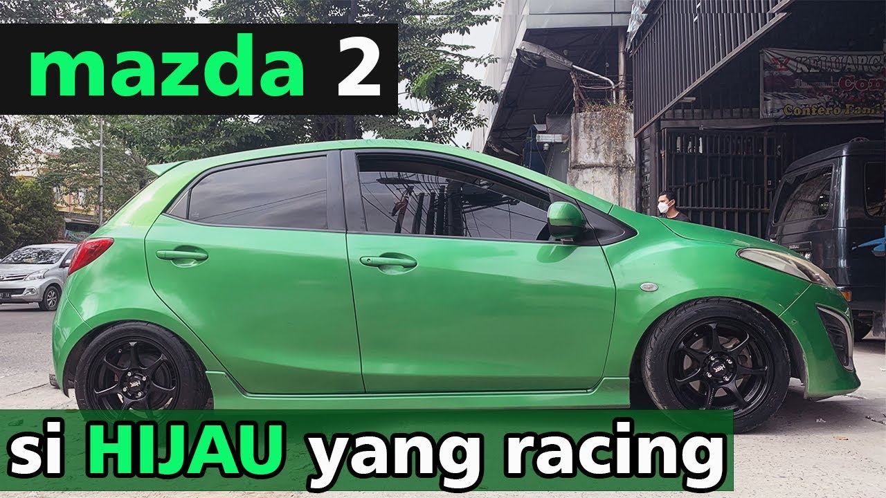 Modifikasi Mazda 2 Warna Hitam
