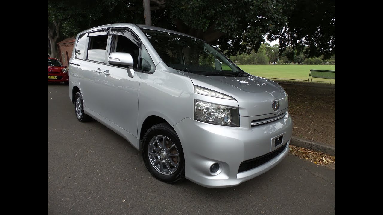 Toyota Voxy Manual Atau Matic
