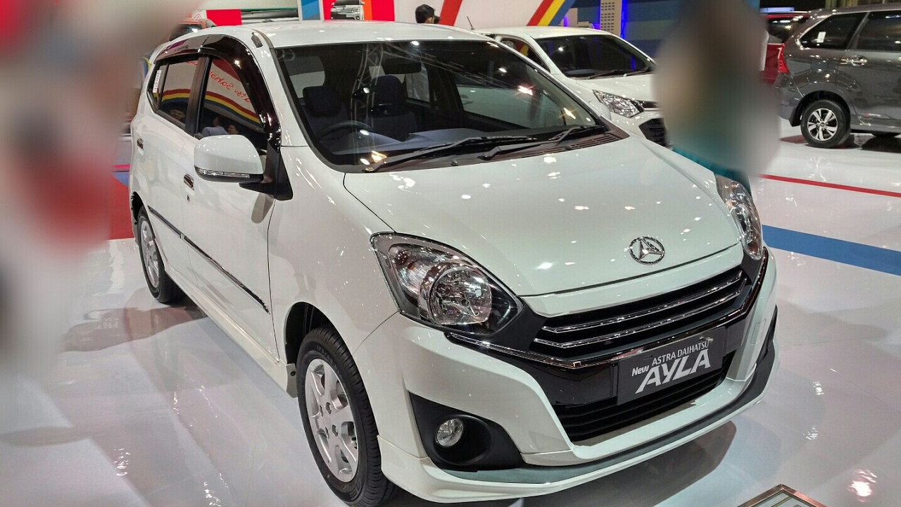 Spesifikasi Daihatsu Ayla 1000 Cc 