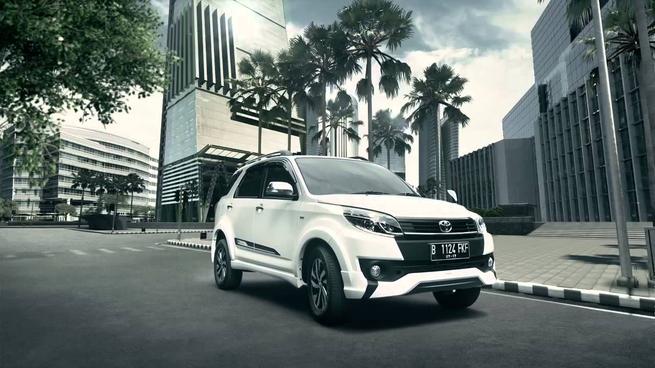 Toyota Rush Pertama
