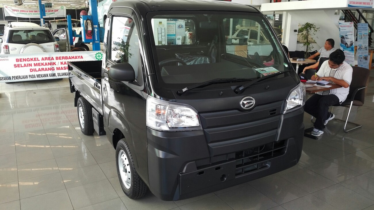 Spesifikasi Daihatsu Himax 