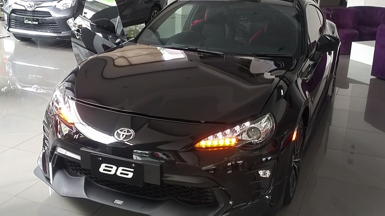 Toyota 86 Hitam
