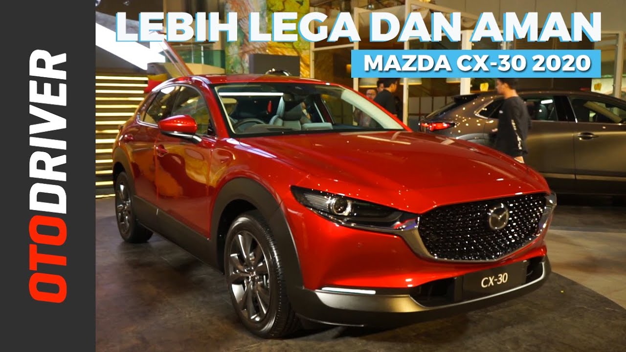 Mobil Mazda Merah
