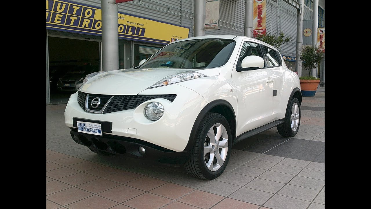 Mobil Nissan Juke 2012 