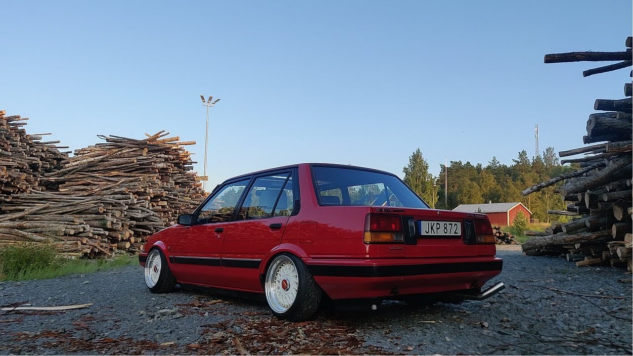 Toyota Corolla Se Saloon Tahun 1987
