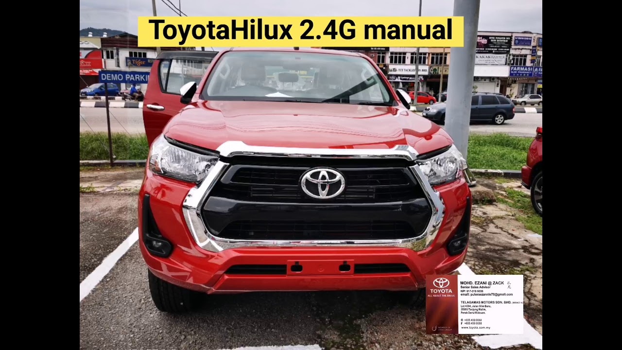 Toyota Hilux Merah
