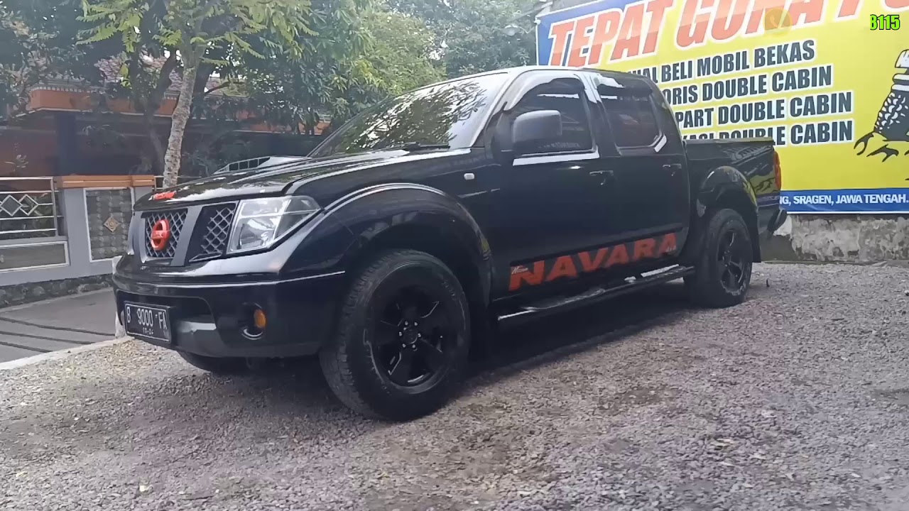 Mobil Bekas Nissan Navara Double Cabin 