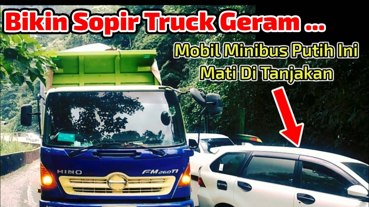 Mobil Mati Di Tanjakan
