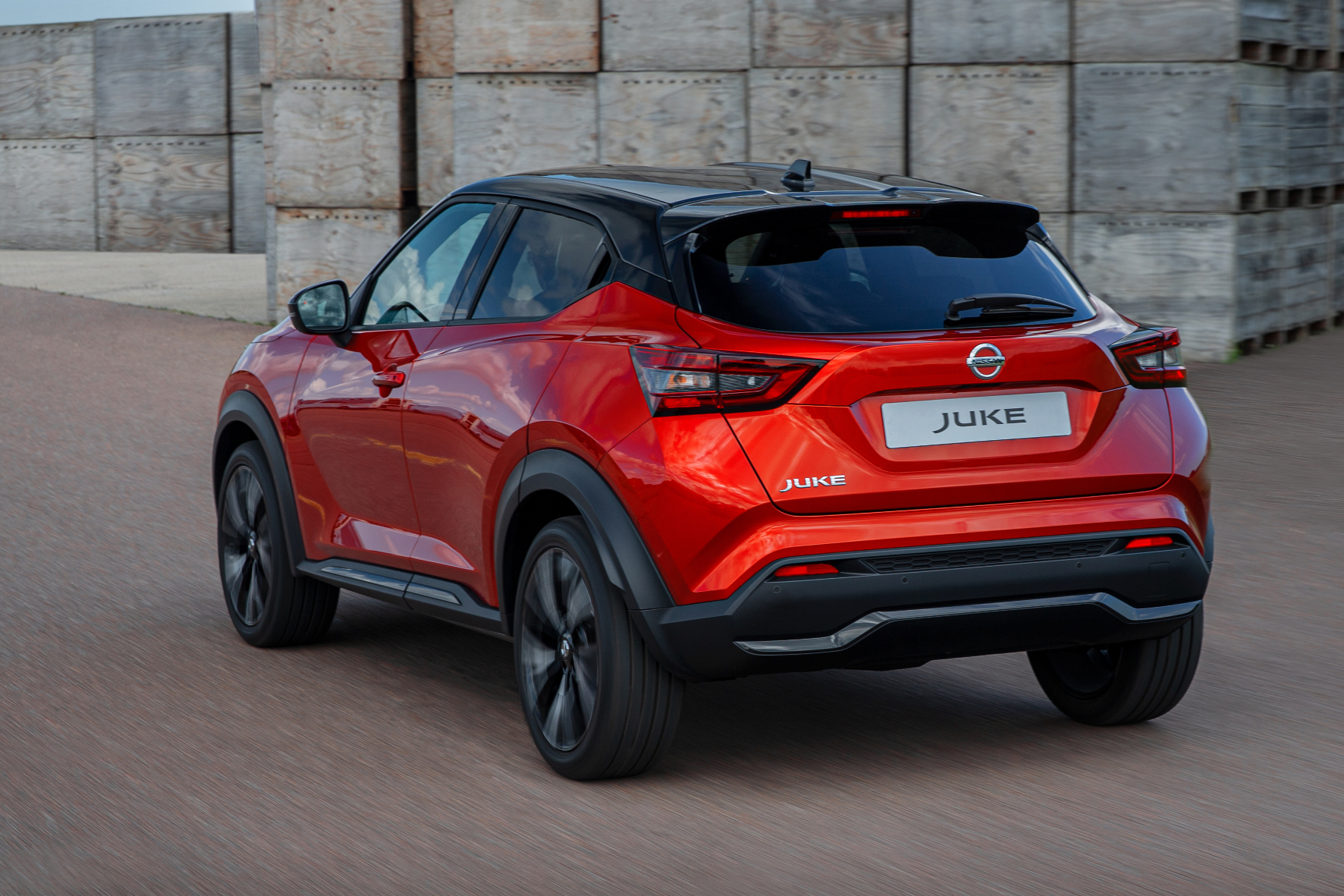 Mobil Nissan Juke 2021 