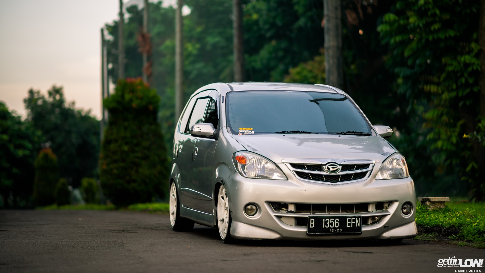 Modifikasi Mobil Xenia 2008
