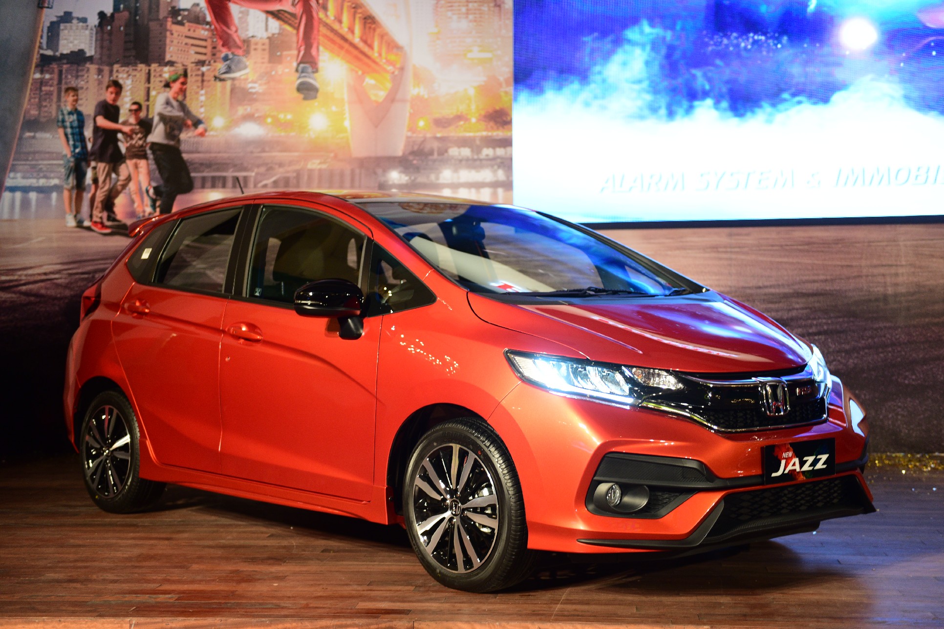 Modifikasi Honda Jazz Rs Baru 