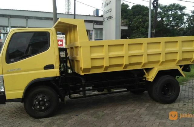 Harga Mobil Mitsubishi Canter Baru
