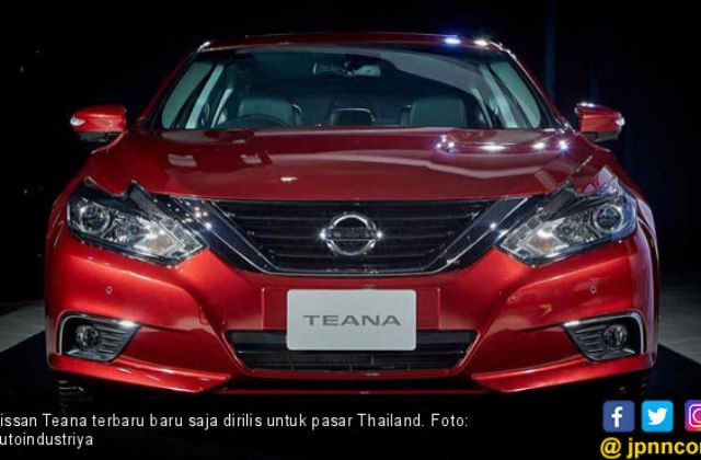 Mobil Nissan Sedan Terbaru 