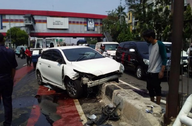 Toyota 86 Kecelakaan
