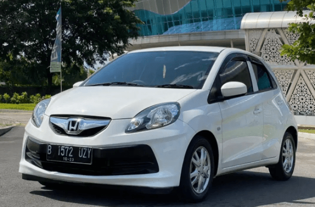 Kelebihan Kekurangan Honda Brio Matic 