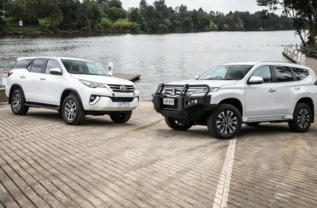 Toyota Fortuner Vs Pajero Sport
