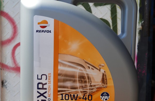 Oli Mobil Repsol 10w-40
