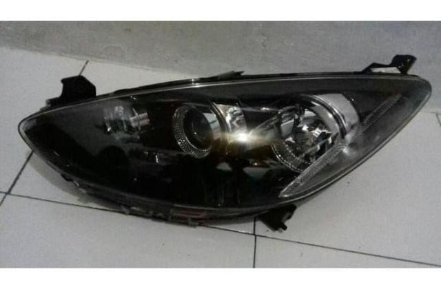 Tipe Lampu Mazda 2 2012
