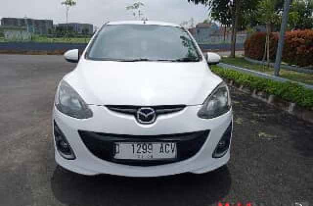 Mobil Bekas Mazda 2 Bandung
