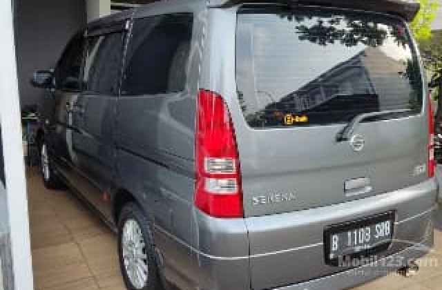 Harga Mobil Nissan Serena Hws 2011 