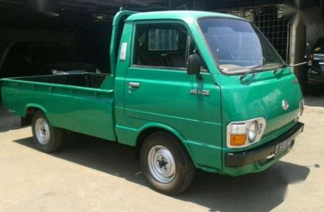 Toyota Hiace 1982 Solar
