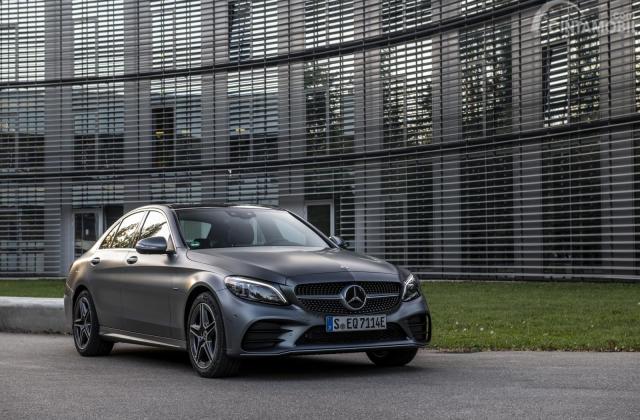 Ukuran Mobil Mercedes
