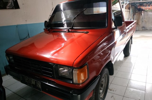 Spesifikasi Toyota Kijang Pick Up 1994
