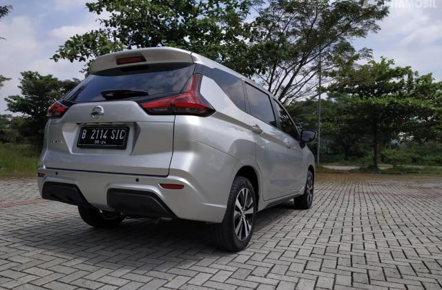 Kelebihan Dan Kekurangan Mobil Mitsubishi Maven
