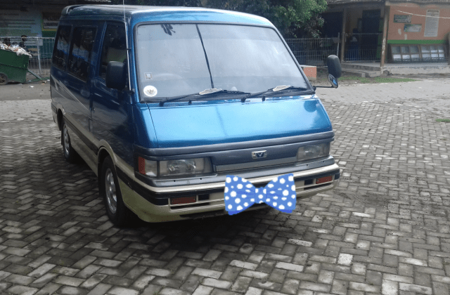 Harga Mobil Mazda E2000 Bekas
