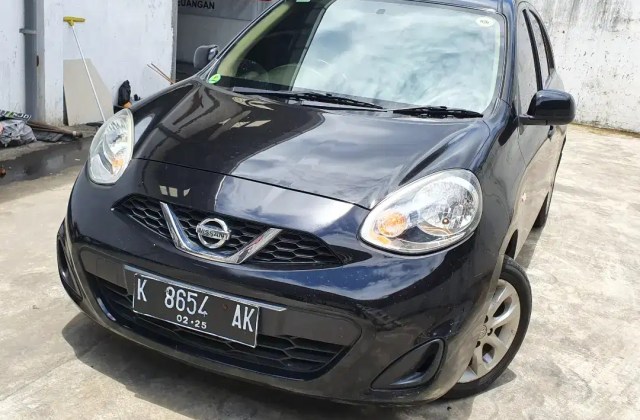 Harga Mobil Bekas Nissan March Jawa Tengah 