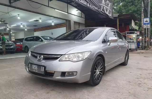 Modifikasi Mobil Honda Civic Tahun 2012 