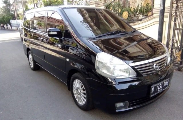 Harga Mobil Nissan Serena Highway Star Tahun 2009 