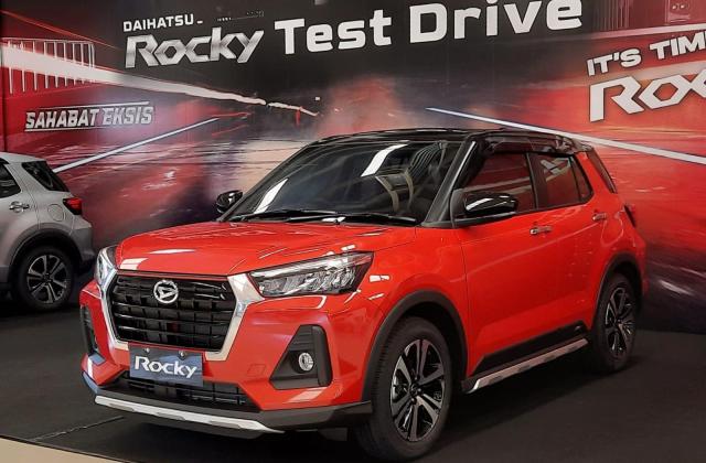 Harga Daihatsu Rocky Manual 