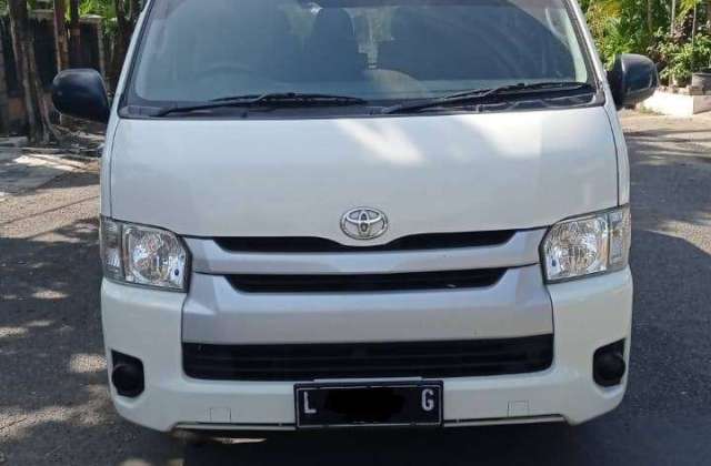 Toyota Hiace Dijual Di Jawa Timur
