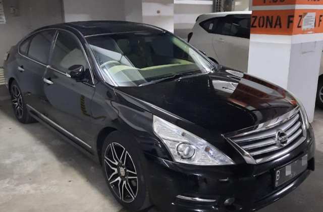 Harga Mobil Sedan Nissan Teana Bekas 