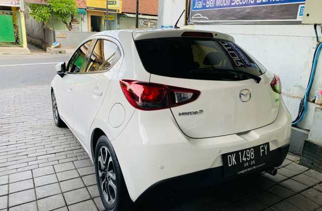 Harga Mobil Bekas Mazda 2 Type R Tahun 2010
