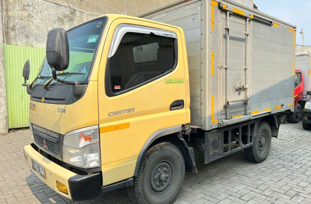 Harga Mitsubishi Canter Box
