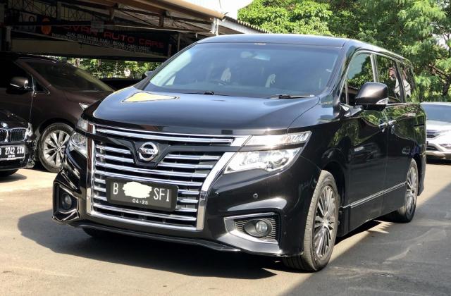 Harga Mobil Nissan Elgrand Second 