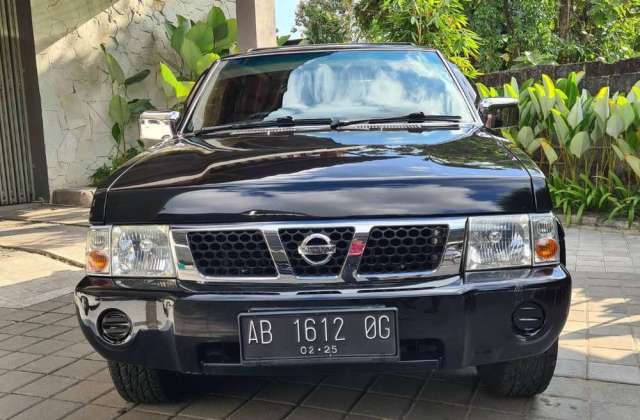 Jual Mobil Nissan Terrano Bandung 