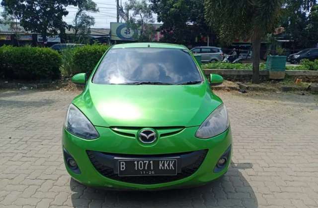 Kelebihan Mazda 2 2010
